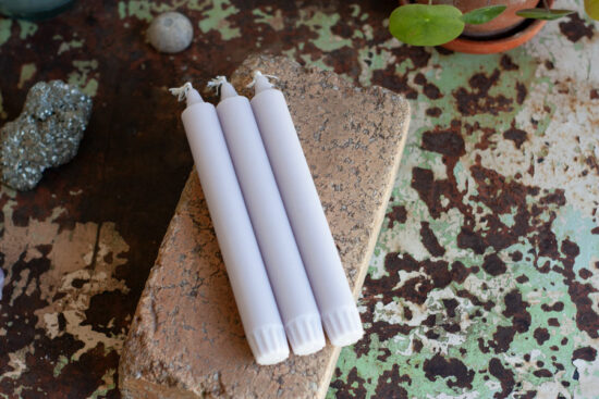 Bougies lilas, naturelles et sans paraffine